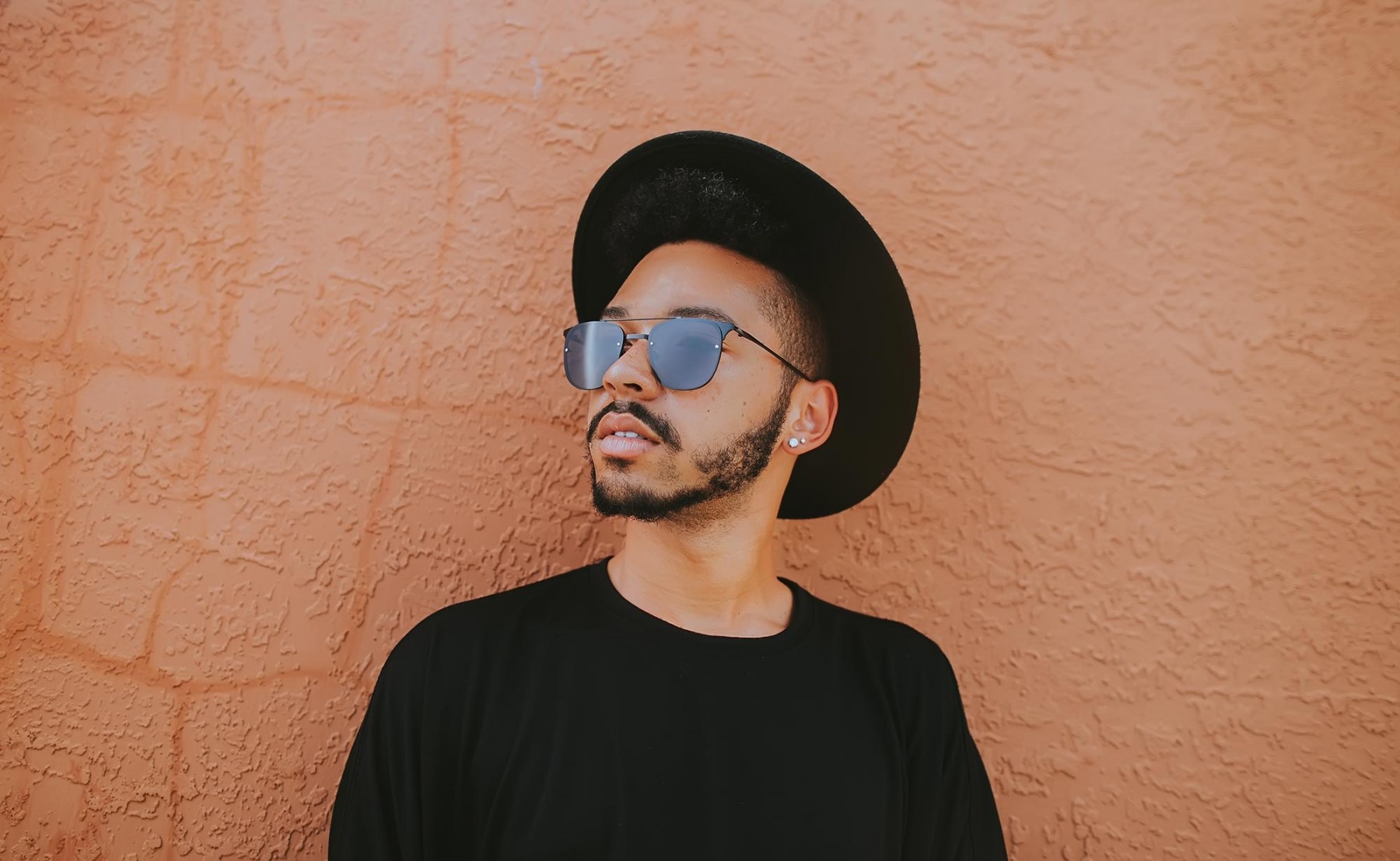 Admovetur Praestari Quarundam Iis Concursum